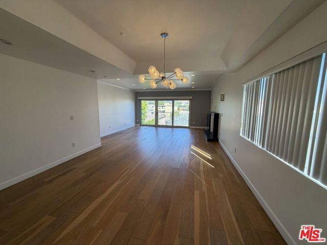 1247 Barry Avenue 401, Los Angeles, CA 90025