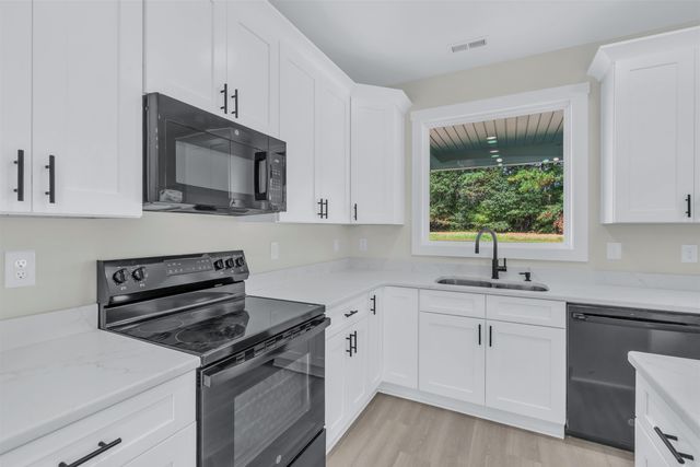 557 Bill Lattimore Road, Chesnee, SC 29323