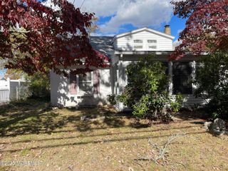 409 Union Avenue, Lakehurst, NJ 08733