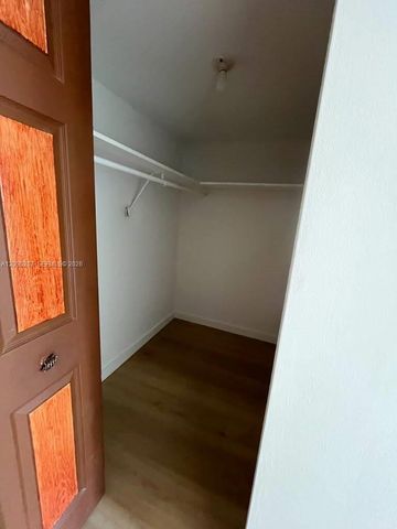 6770 Indian Creek Drive 4A, Miami Beach, FL 33141