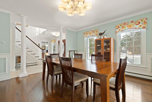 22 Flyaway Pond Dr, Easton, MA 02356