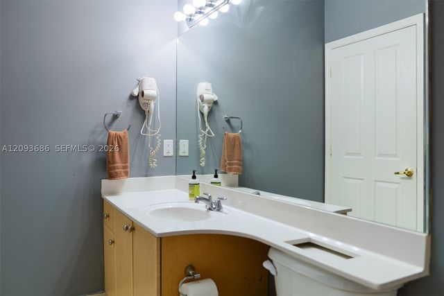 2280 SW 32nd Ave 213, Miami, FL 33145