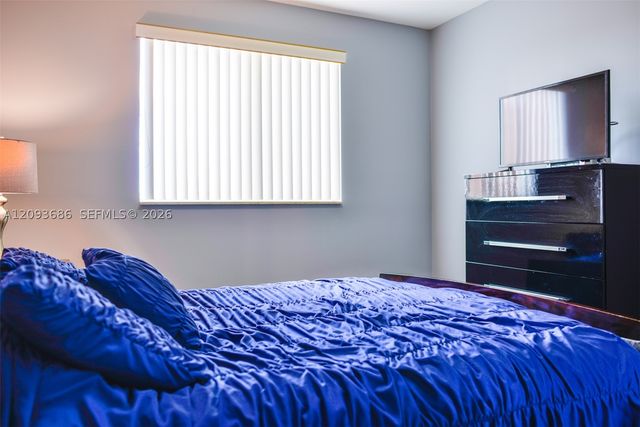 2280 SW 32nd Ave 213, Miami, FL 33145