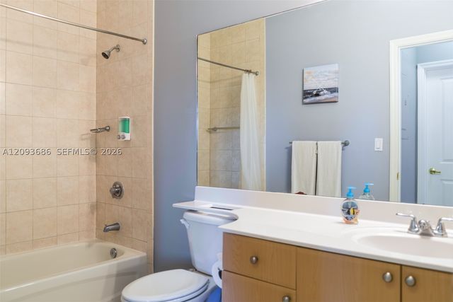 2280 SW 32nd Ave 213, Miami, FL 33145
