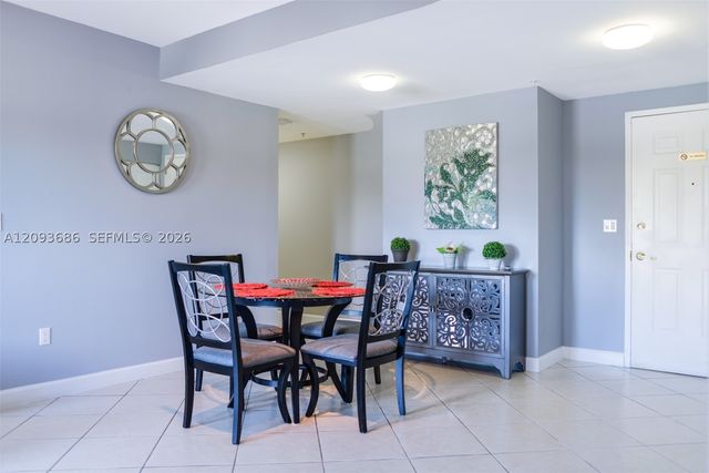 2280 SW 32nd Ave 213, Miami, FL 33145