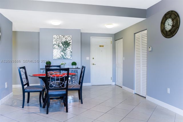 2280 SW 32nd Ave 213, Miami, FL 33145