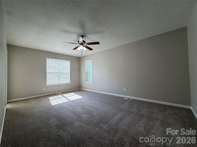 6017 Black Bear Court, Charlotte, NC 28214
