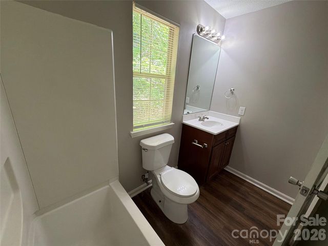 6017 Black Bear Court, Charlotte, NC 28214