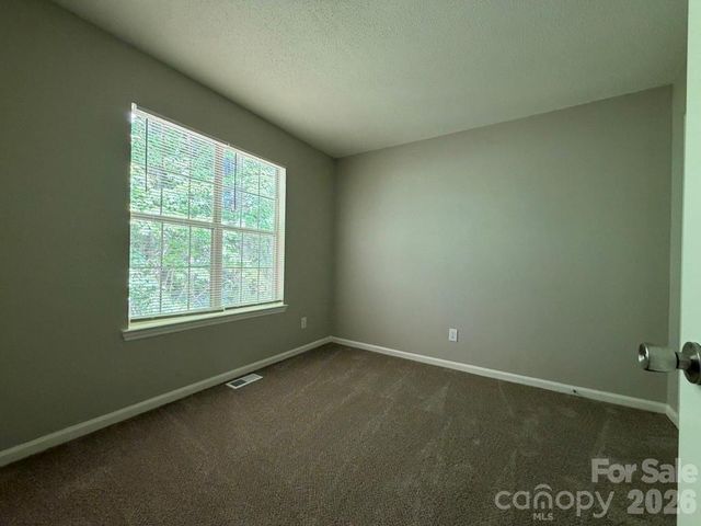 6017 Black Bear Court, Charlotte, NC 28214