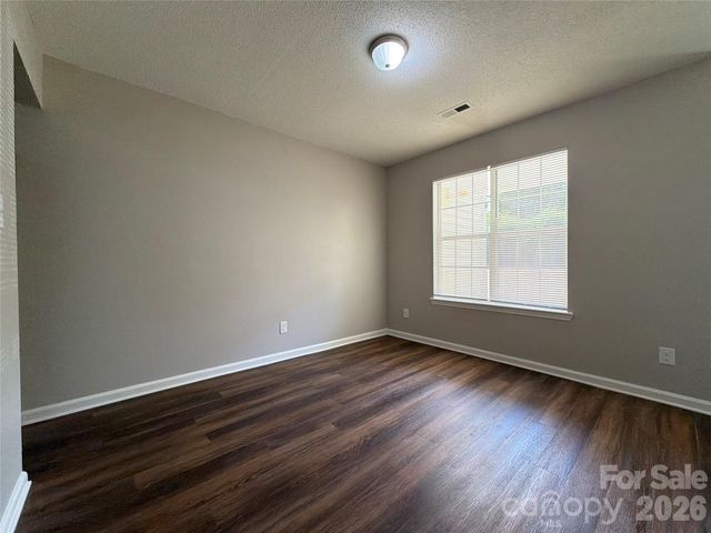 6017 Black Bear Court, Charlotte, NC 28214