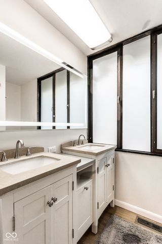 4554 Chatham Place, Indianapolis, IN 46226