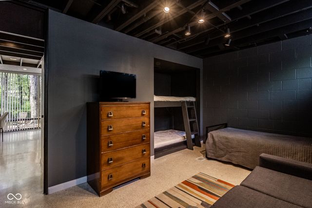 4554 Chatham Place, Indianapolis, IN 46226