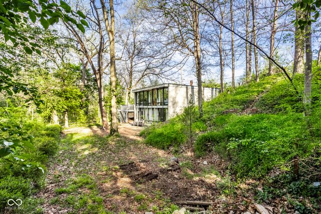 4554 Chatham Place, Indianapolis, IN 46226