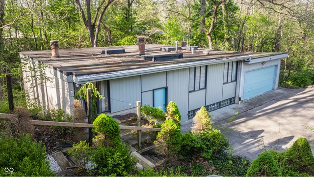 4554 Chatham Place, Indianapolis, IN 46226