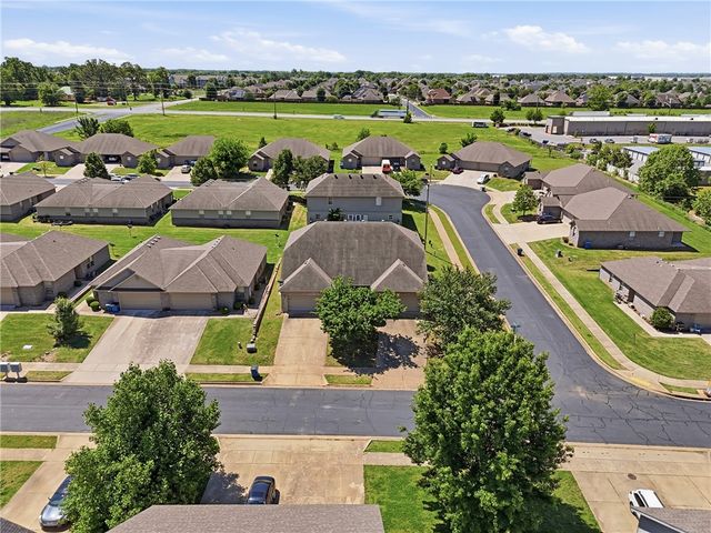 3403 SW Deerfield Boulevard, Bentonville, AR 72713
