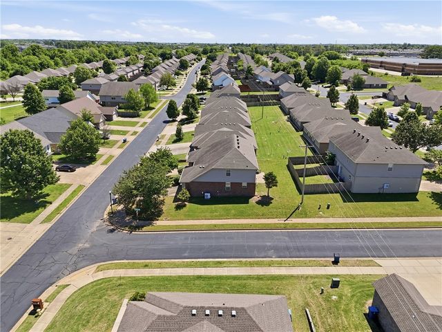 3403 SW Deerfield Boulevard, Bentonville, AR 72713