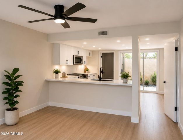 19601 N 7 th Streets N 1093, Phoenix, AZ 85024