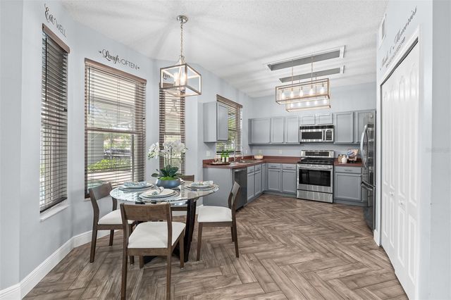 975 JADE FOREST AVENUE, Orlando, FL 32828