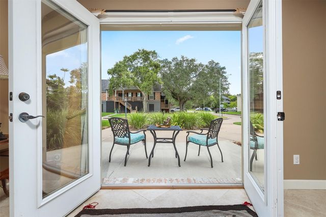 18614 Point Lookout Drive, Houston, TX 77058