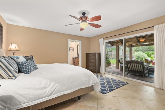 18614 Point Lookout Drive, Houston, TX 77058