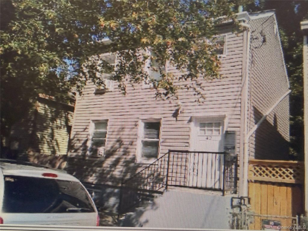 42 Hasbrouck Street, Newburgh, NY 12550