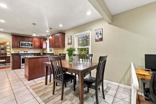 259 Congress St, Milford, MA 01757