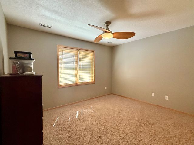4476 NW 167th Street, Clive, IA 50325