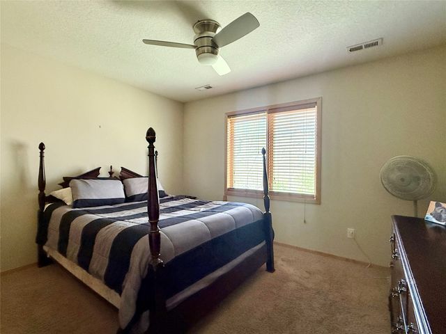 4476 NW 167th Street, Clive, IA 50325