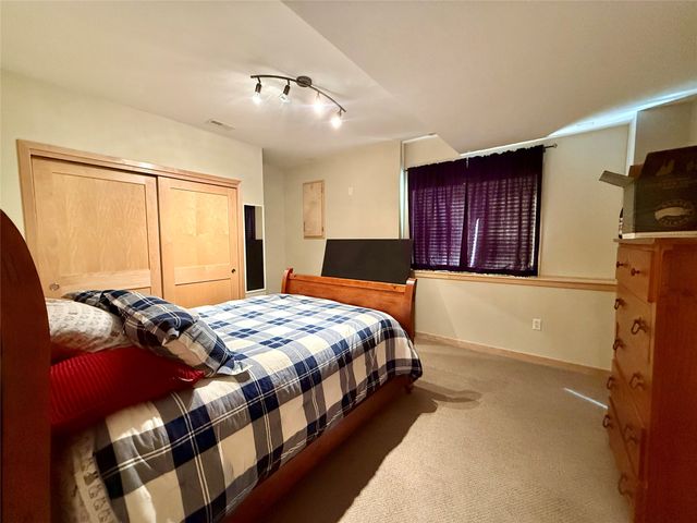 4476 NW 167th Street, Clive, IA 50325