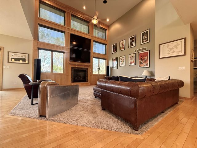 4476 NW 167th Street, Clive, IA 50325