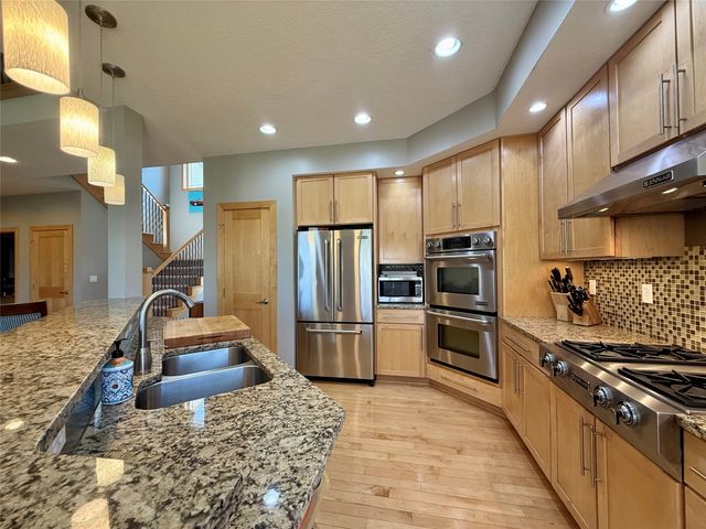 4476 NW 167th Street, Clive, IA 50325