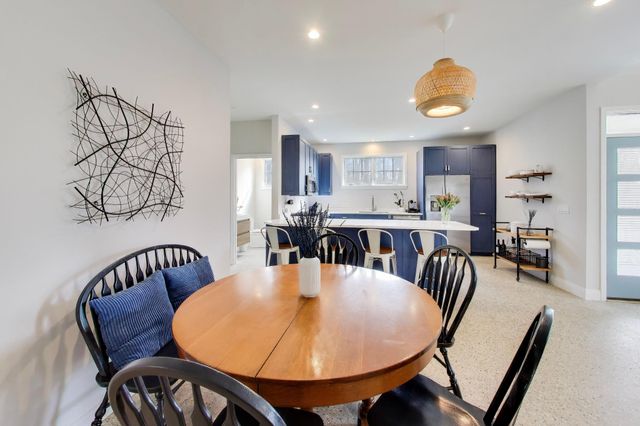 424 Dreamwold Way, Michiana Shores, IN 46360