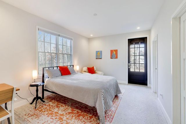 424 Dreamwold Way, Michiana Shores, IN 46360