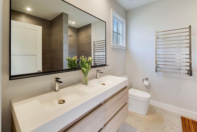 424 Dreamwold Way, Michiana Shores, IN 46360