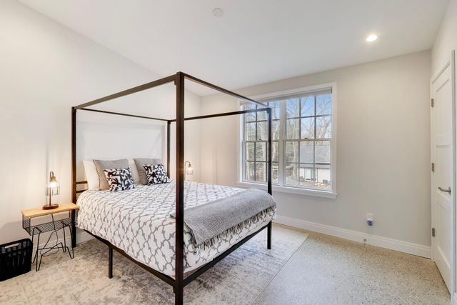 424 Dreamwold Way, Michiana Shores, IN 46360