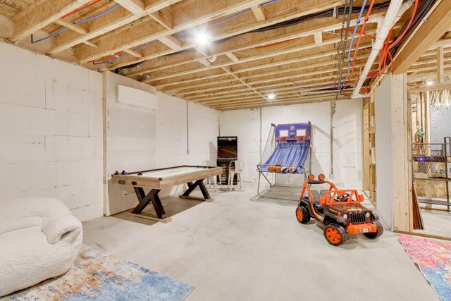 424 Dreamwold Way, Michiana Shores, IN 46360