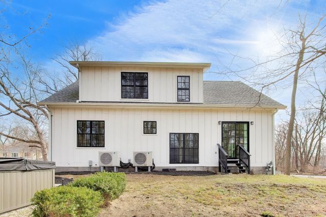 424 Dreamwold Way, Michiana Shores, IN 46360