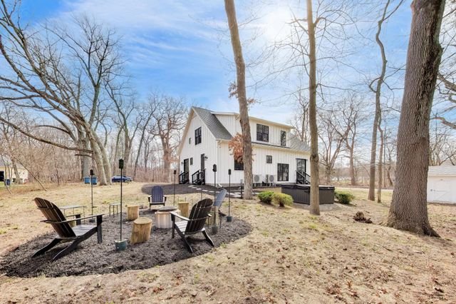 424 Dreamwold Way, Michiana Shores, IN 46360