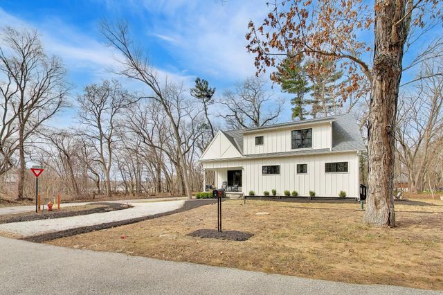 424 Dreamwold Way, Michiana Shores, IN 46360