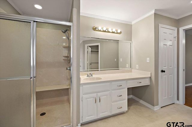 142 Parrish St, Rusk, TX 75785