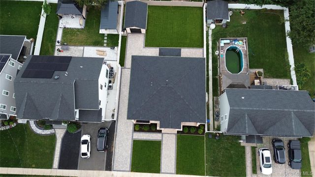 2520 Falcon Street, East Meadow, NY 11554