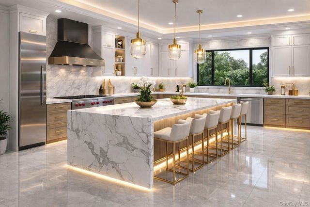 2520 Falcon Street, East Meadow, NY 11554