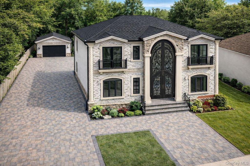 2520 Falcon Street, East Meadow, NY 11554