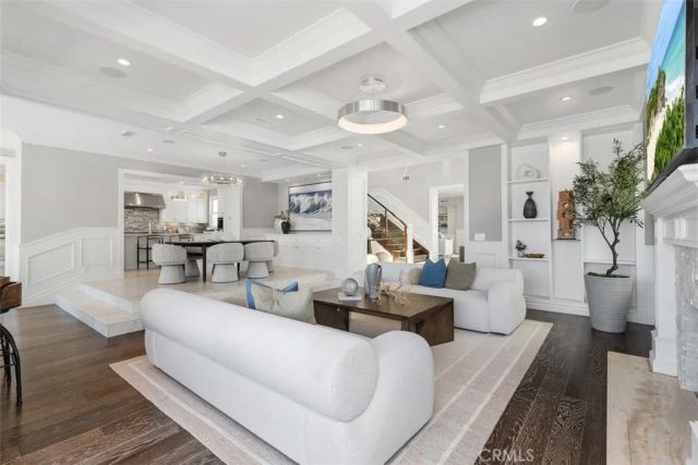 3212 Portofino Circle, Huntington Beach, CA 92649