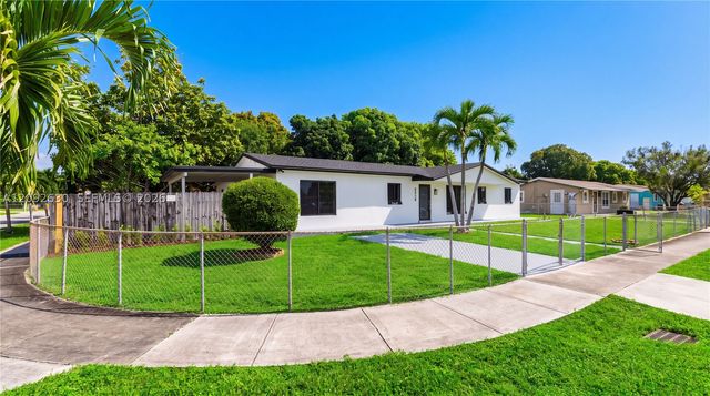 3355 NW 180th St, Miami Gardens, FL 33056