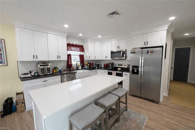 4941 Brandywine DR, Virginia Beach, VA 23464