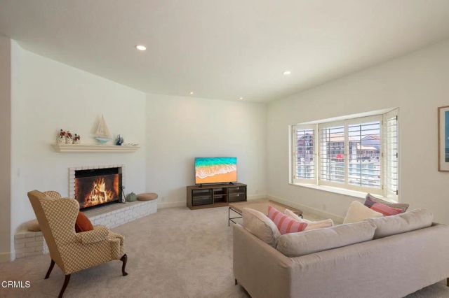 2411 Monaco Drive, Oxnard, CA 93035