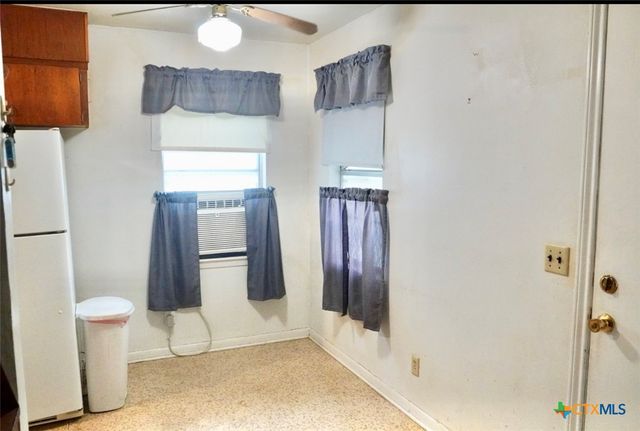 141 Jackson, Elgin, TX 78621