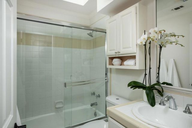 655 Roble Avenue, Menlo Park, CA 94025