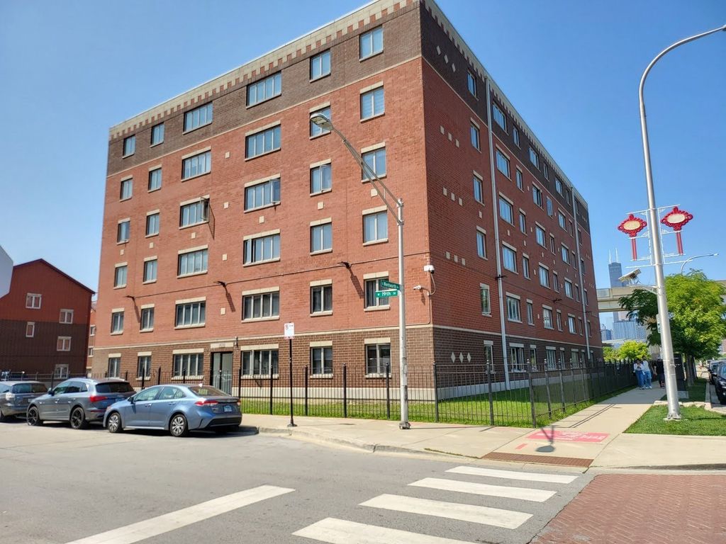 1828 S Wentworth Avenue 2B, Chicago, IL 60616